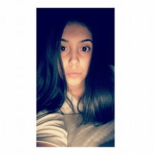 Meet your Posher, Abril